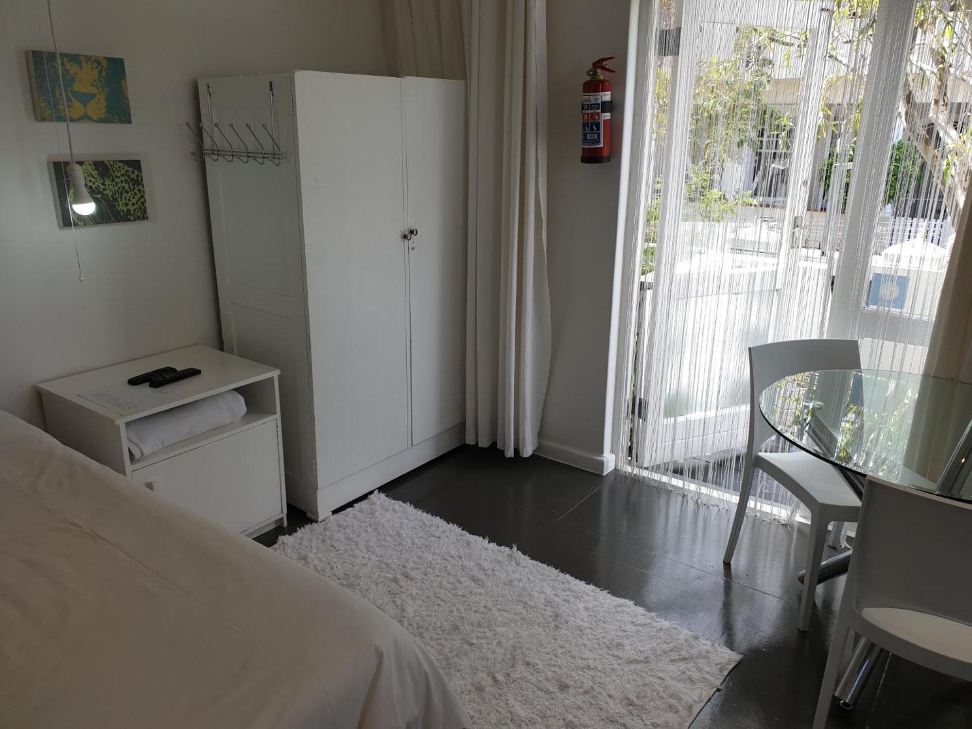 4 On Highworth Apartments And Studios Κέιπ Τάουν Εξωτερικό φωτογραφία