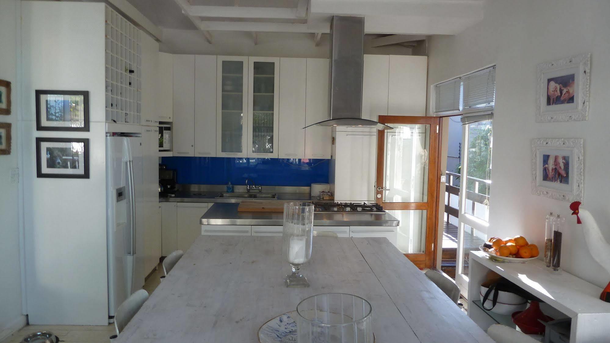 4 On Highworth Apartments And Studios Κέιπ Τάουν Εξωτερικό φωτογραφία